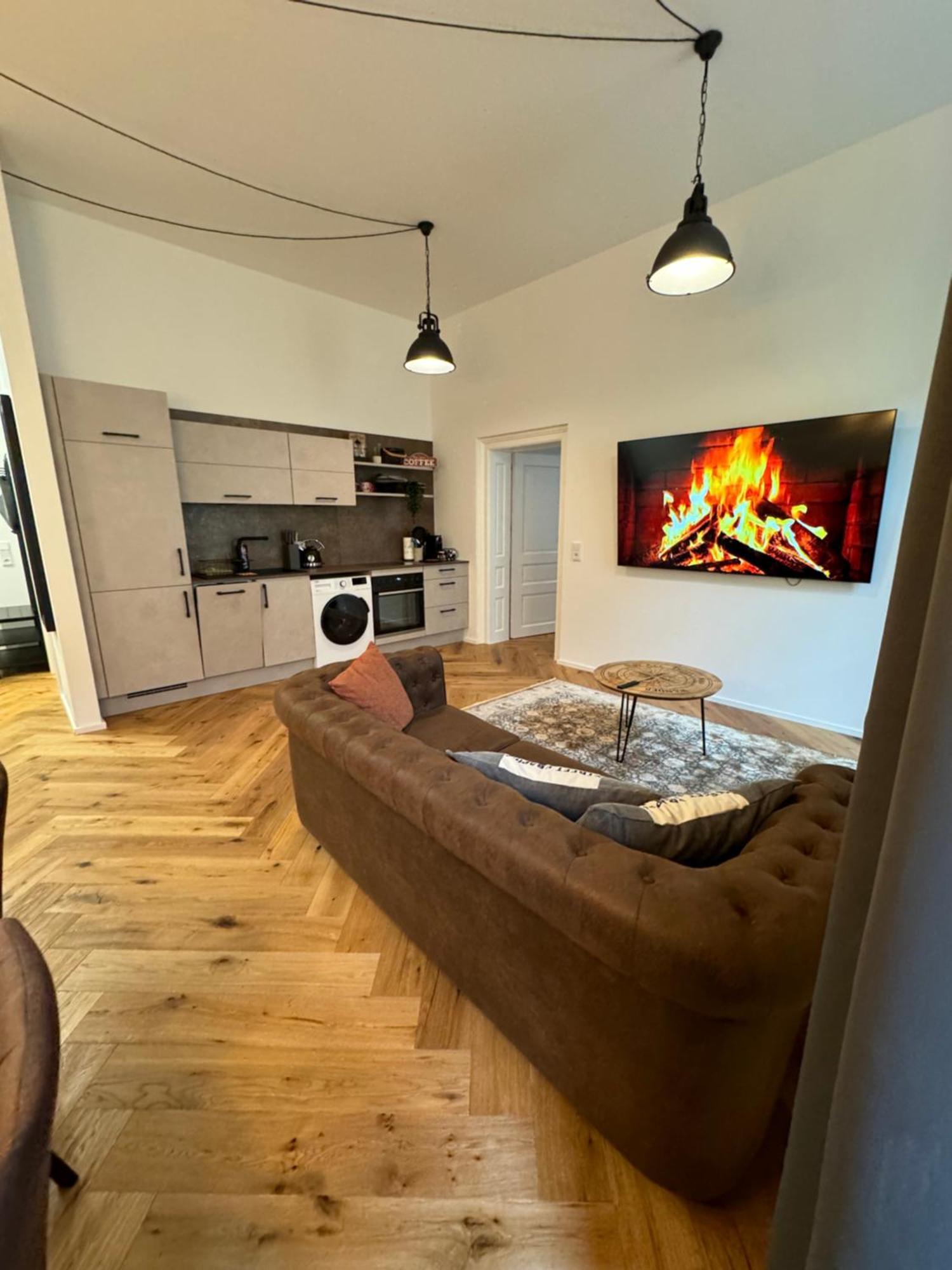 Industrial Apartment Schlossberg ลินซ์ ภายนอก รูปภาพ