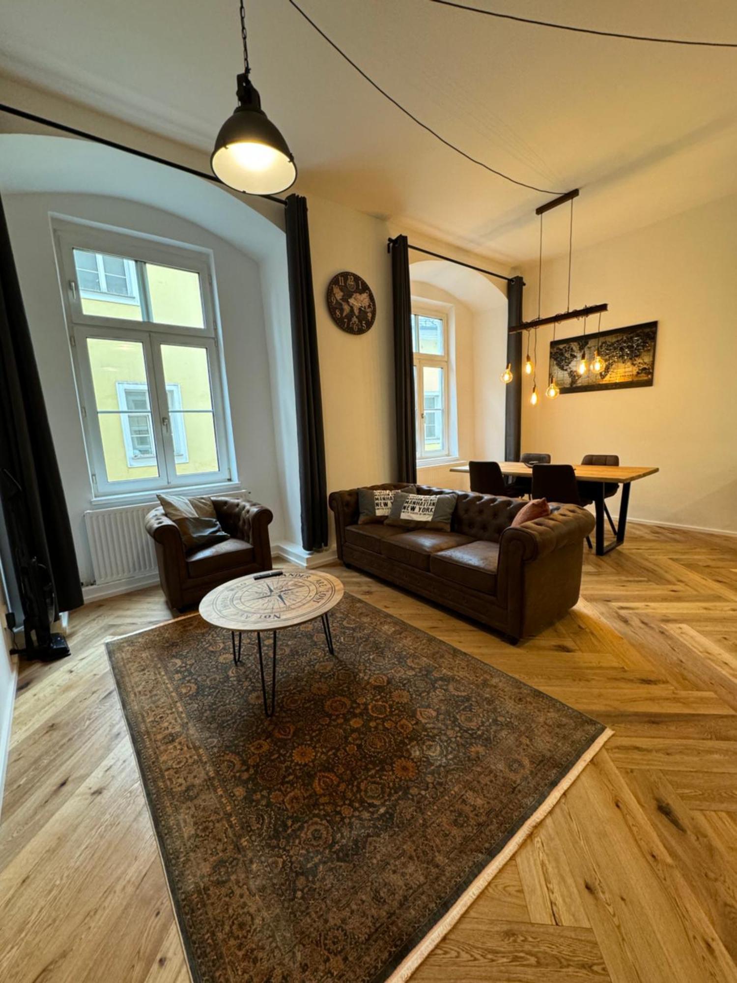 Industrial Apartment Schlossberg ลินซ์ ภายนอก รูปภาพ